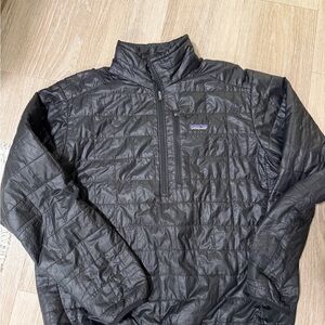 Patagonia Men's Black Puffer Jacket